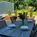 Garden Διαμέρισμα Kralovsky Chlmec