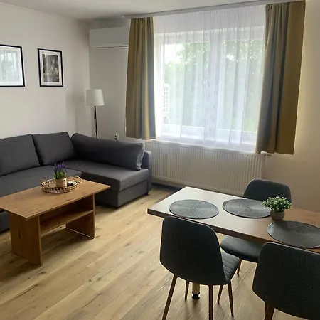 Garden Apartamento Kralovsky Chlmec