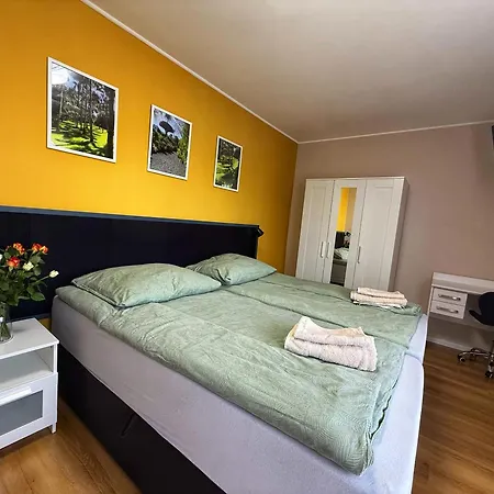 Garden * Kráľovský Chlmec