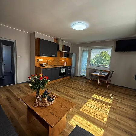 Garden Apartmán Kralovsky Chlmec